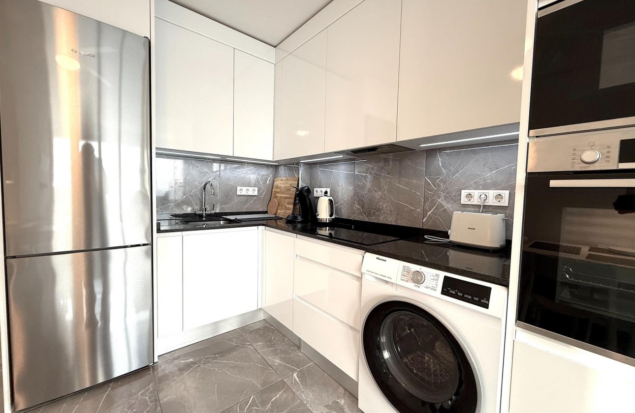 Resale - Apartment / flat - Torrevieja - Cabo cervera