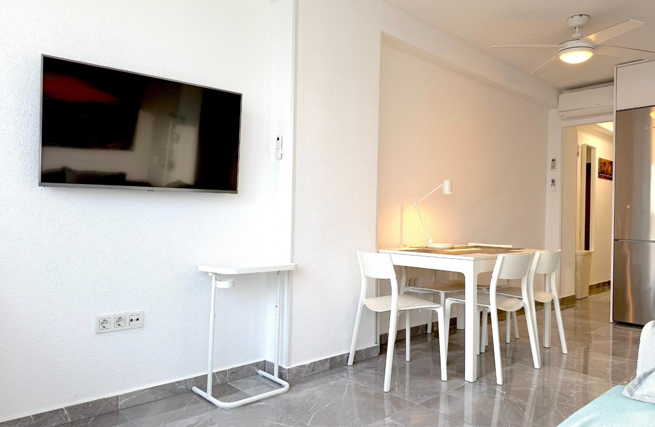 Resale - Apartment / flat - Torrevieja - Cabo cervera