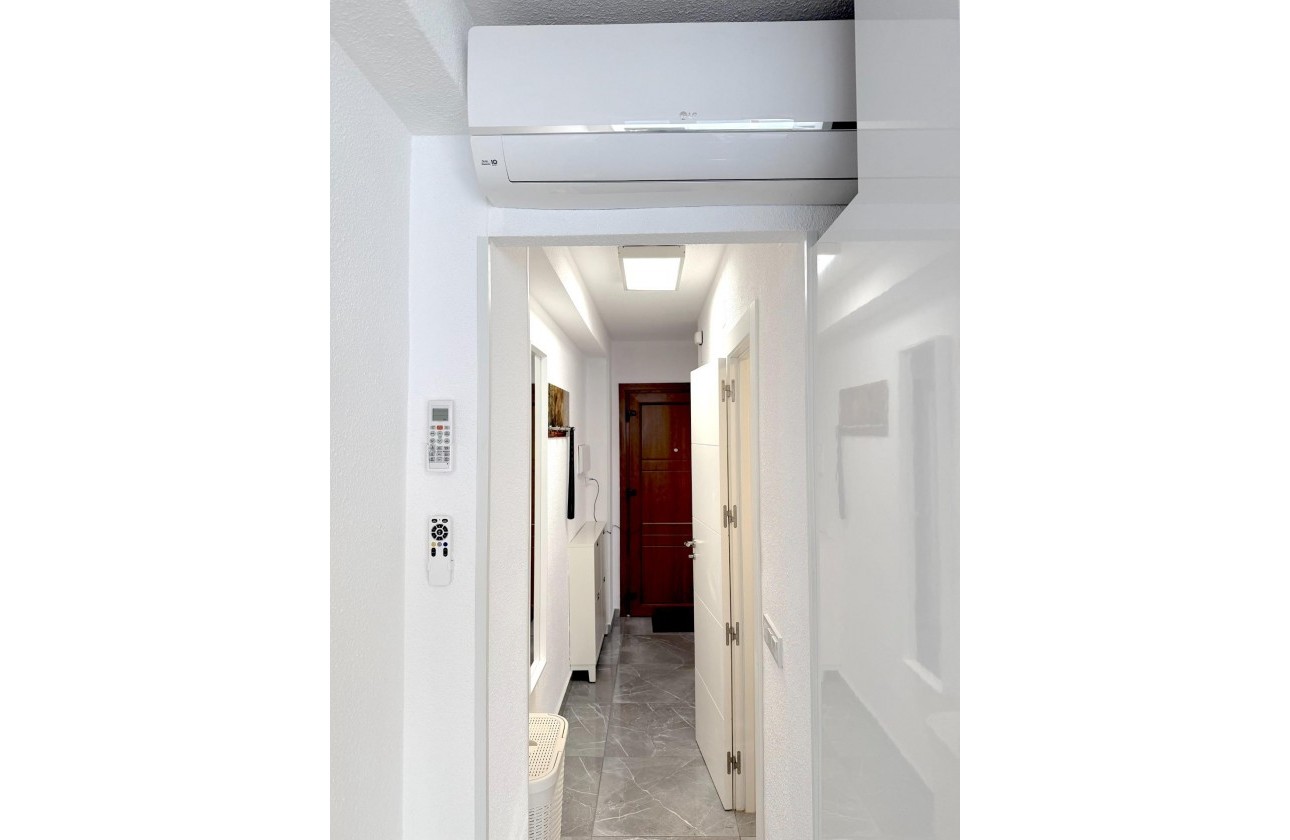 Resale - Apartment / flat - Torrevieja - Cabo cervera