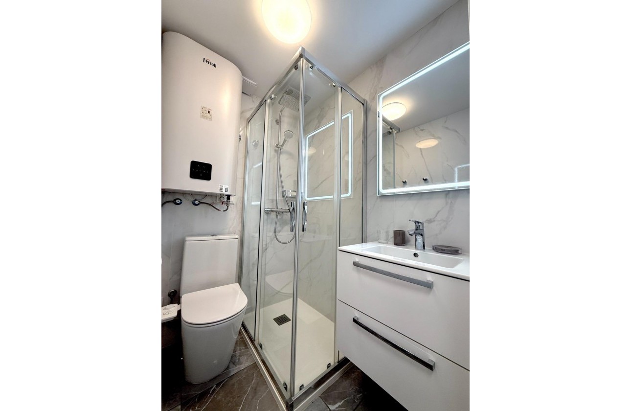 Resale - Apartment / flat - Torrevieja - Cabo cervera