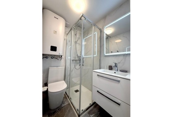 Resale - Apartment / flat - Torrevieja - Cabo cervera