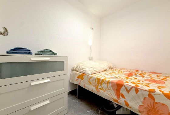 Resale - Apartment / flat - Torrevieja - Cabo cervera