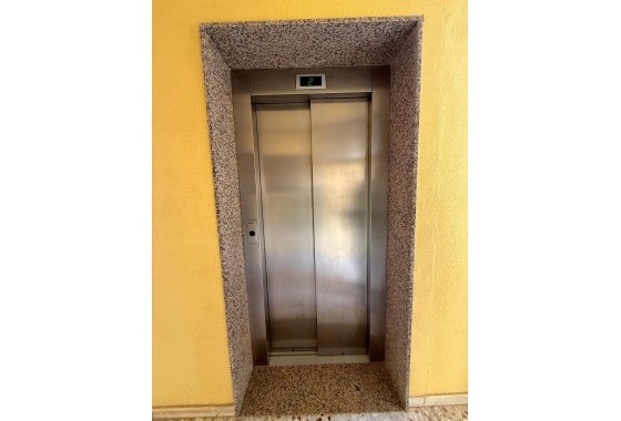 Resale - Apartment / flat - Torrevieja - Cabo cervera