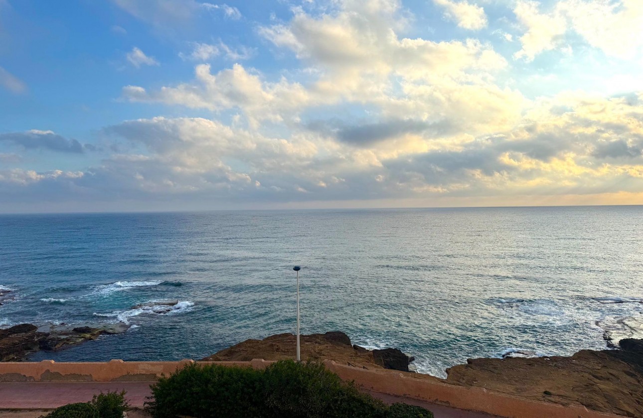 Resale - Apartment / flat - Torrevieja - Cabo cervera