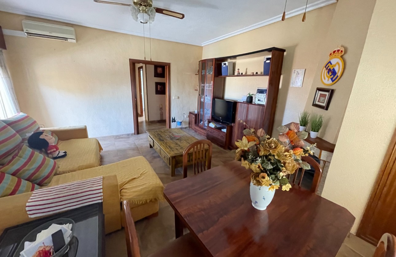 Resale - Villa - San Miguel de Salinas - Inland