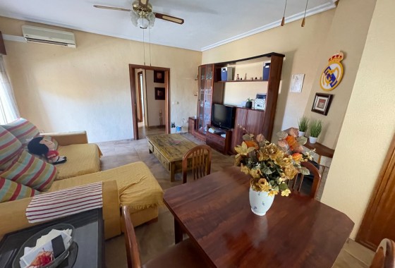 Resale - Villa - San Miguel de Salinas - Inland