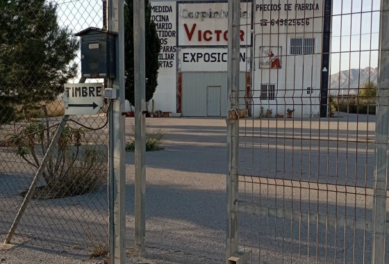 Resale - Commercial - Orihuela - Arneva