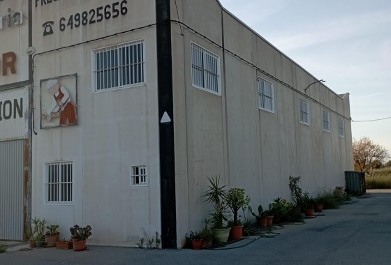 Resale - Commercial - Orihuela - Arneva
