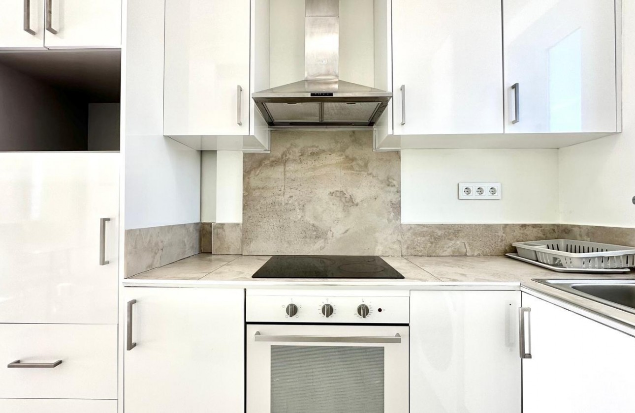 Resale - Apartment / flat - Finestrat