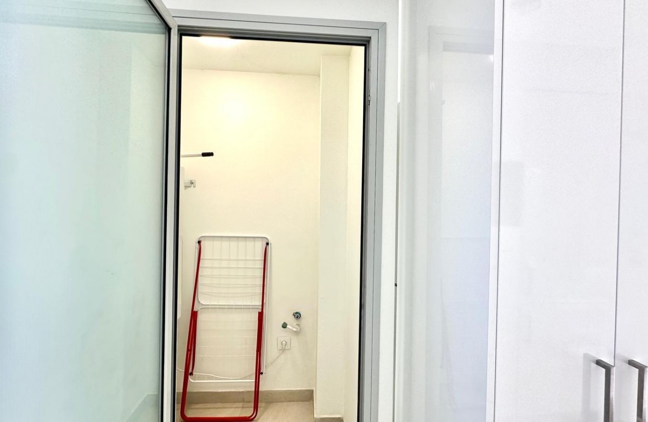 Resale - Apartment / flat - Finestrat