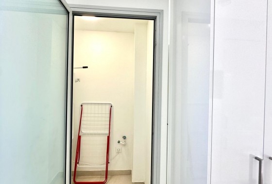 Resale - Apartment / flat - Finestrat