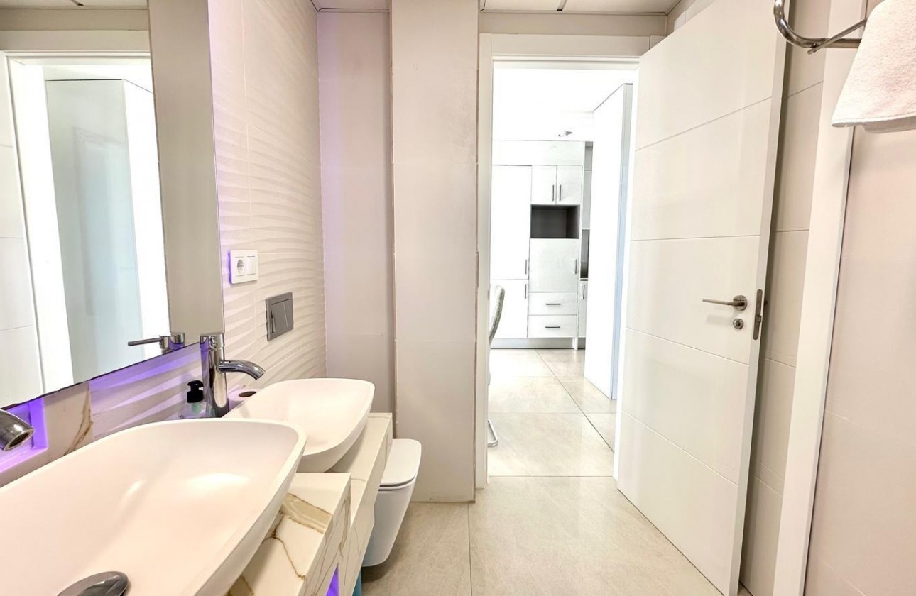 Resale - Apartment / flat - Finestrat