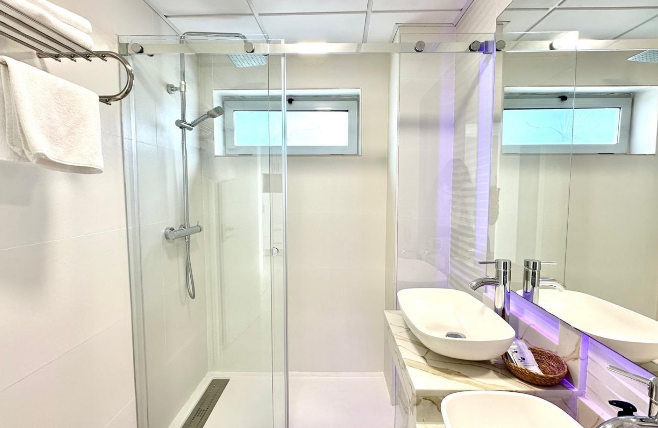 Resale - Apartment / flat - Finestrat