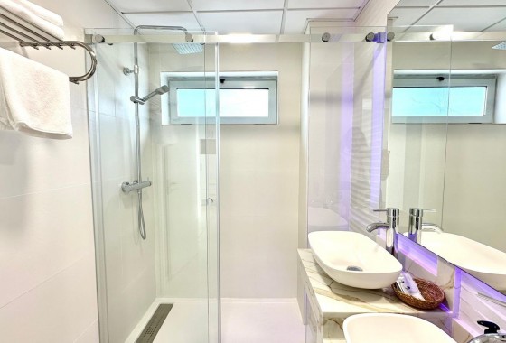 Resale - Apartment / flat - Finestrat