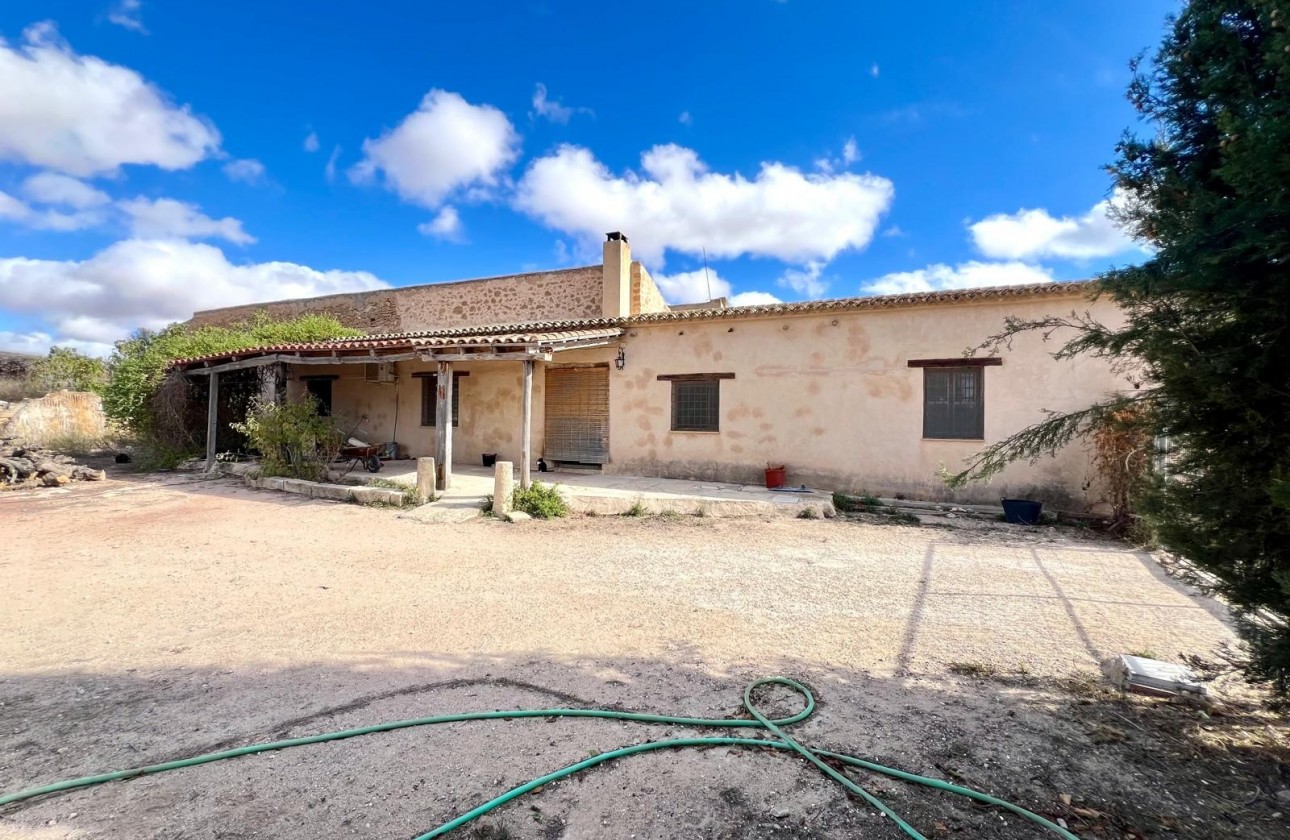 Revente - Property - Pinoso - Inland