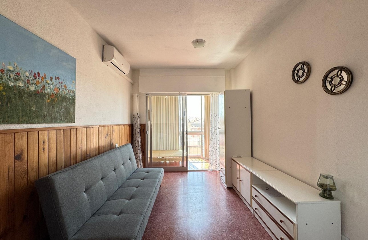 Reventa - Apartamento / piso - Torrevieja - Centro