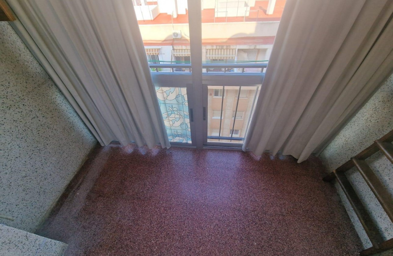 Reventa - Apartamento / piso - Torrevieja - Centro