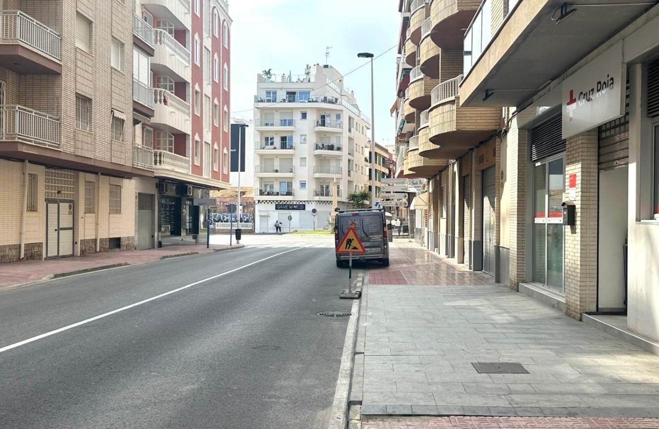 Reventa - Apartamento / piso - Torrevieja - Playa del Cura