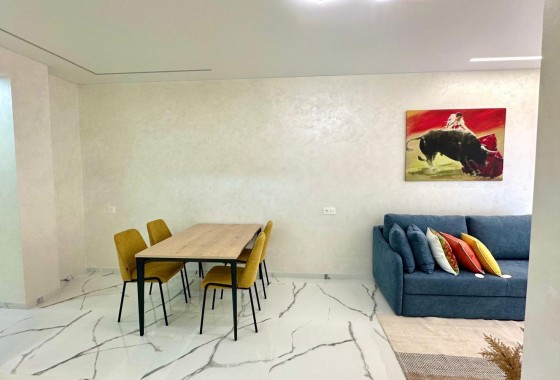 Resale - Apartment / flat - Torrevieja - Playa del Cura