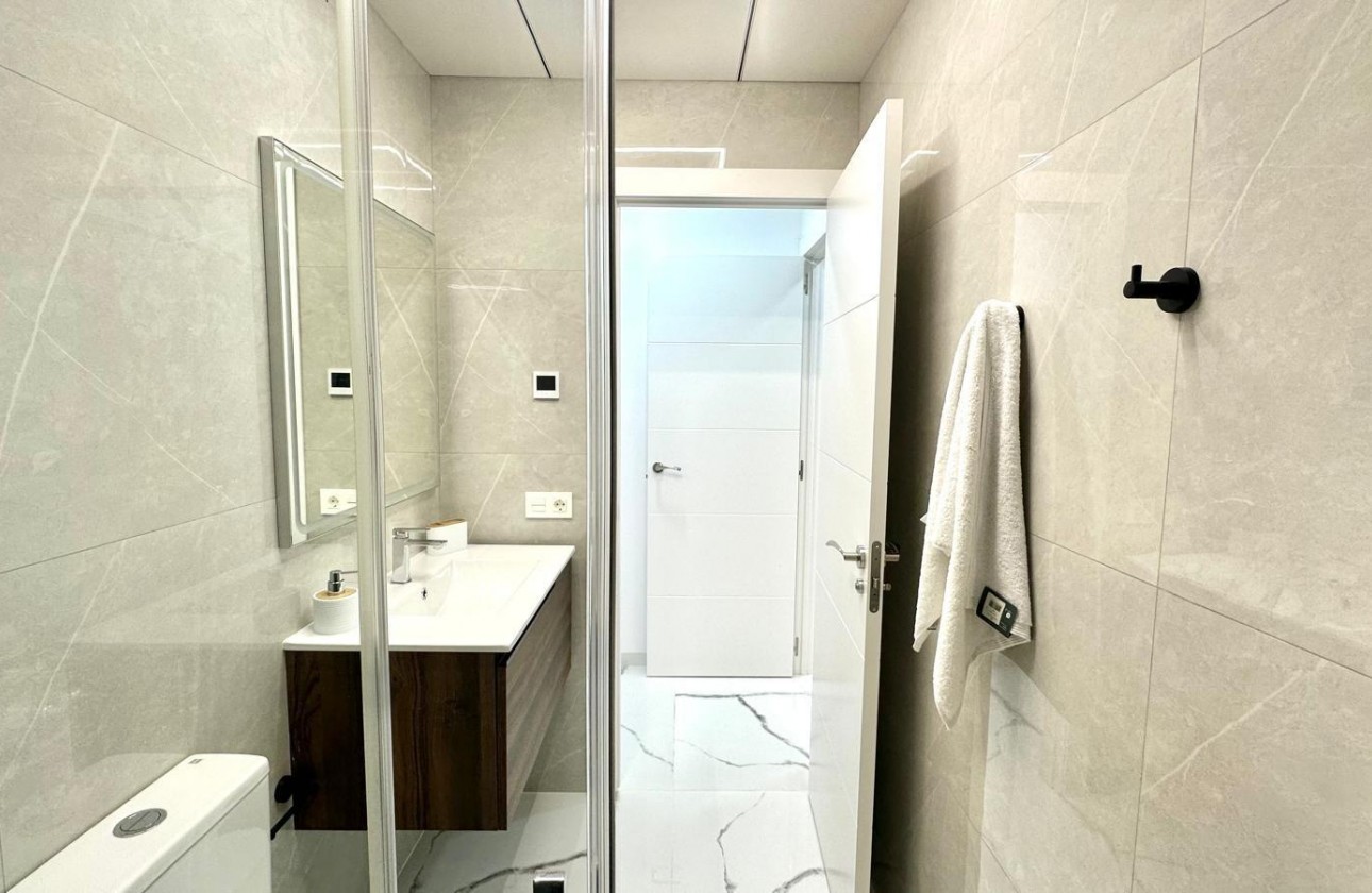 Reventa - Apartamento / piso - Torrevieja - Playa del Cura