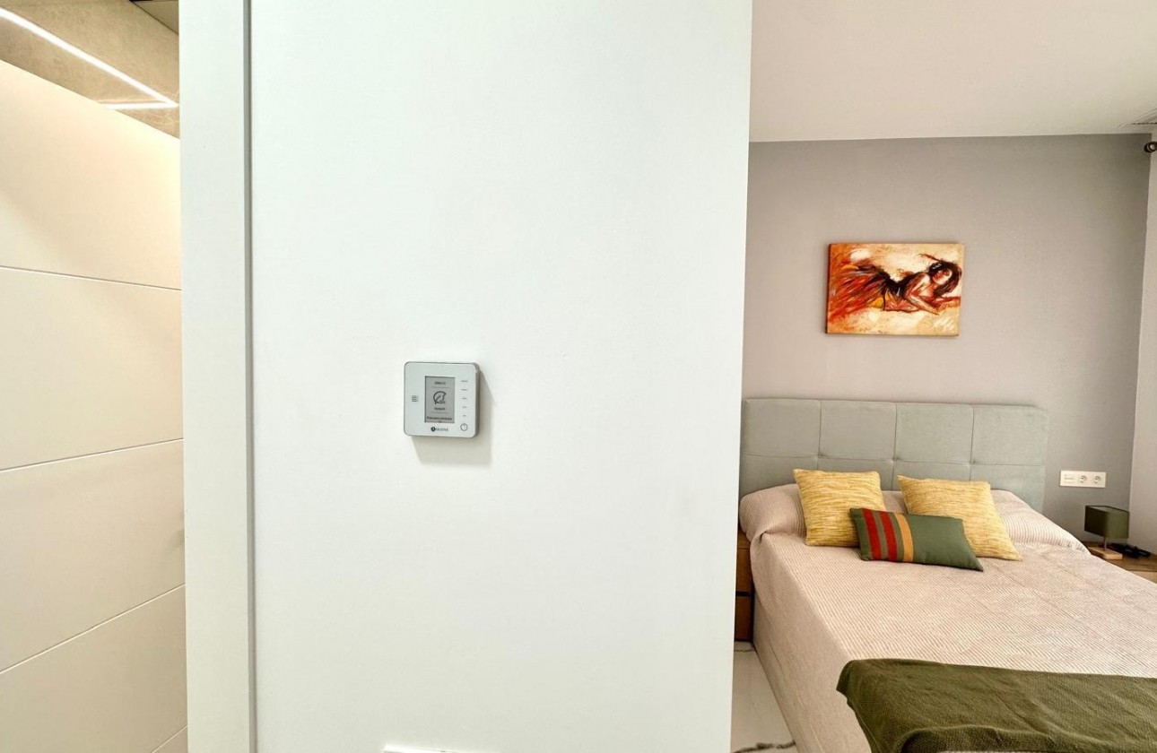 Reventa - Apartamento / piso - Torrevieja - Playa del Cura