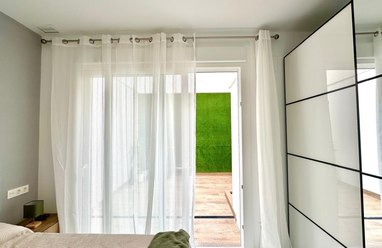 Reventa - Apartamento / piso - Torrevieja - Playa del Cura