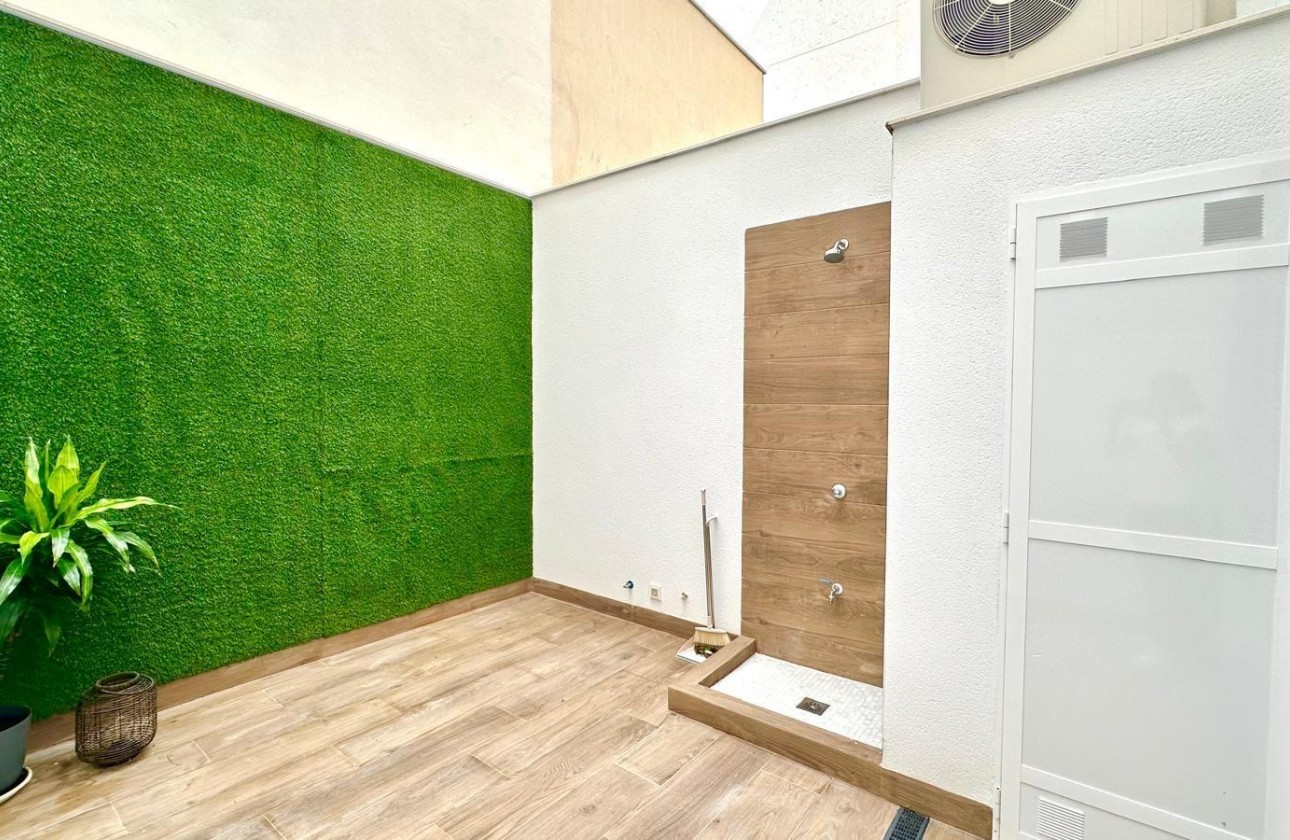 Reventa - Apartamento / piso - Torrevieja - Playa del Cura