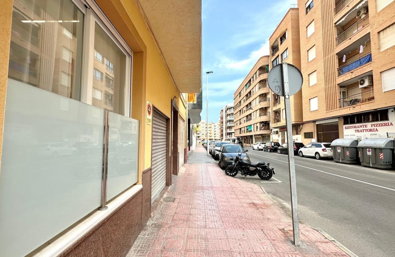 Reventa - Apartamento / piso - Torrevieja - Playa del Cura