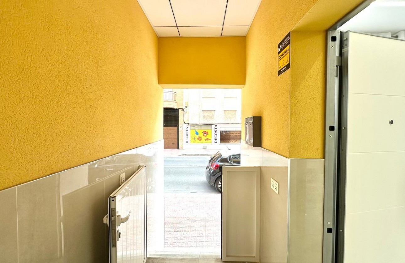 Reventa - Apartamento / piso - Torrevieja - Playa del Cura