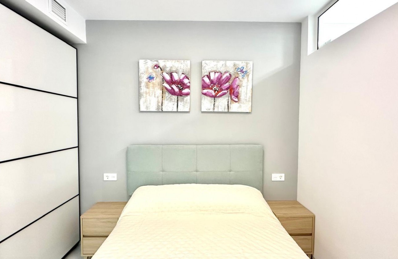 Reventa - Apartamento / piso - Torrevieja - Playa del Cura