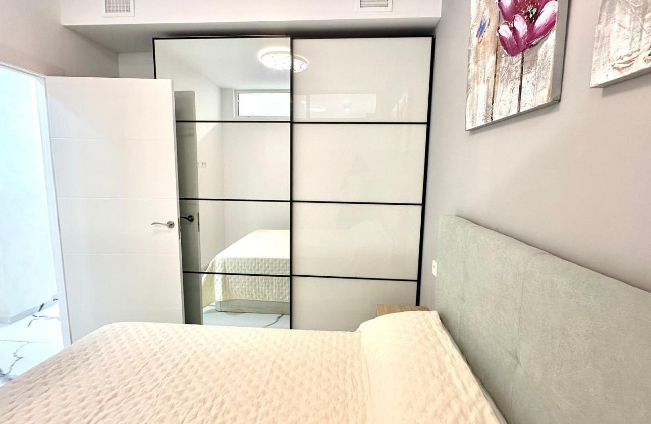 Reventa - Apartamento / piso - Torrevieja - Playa del Cura