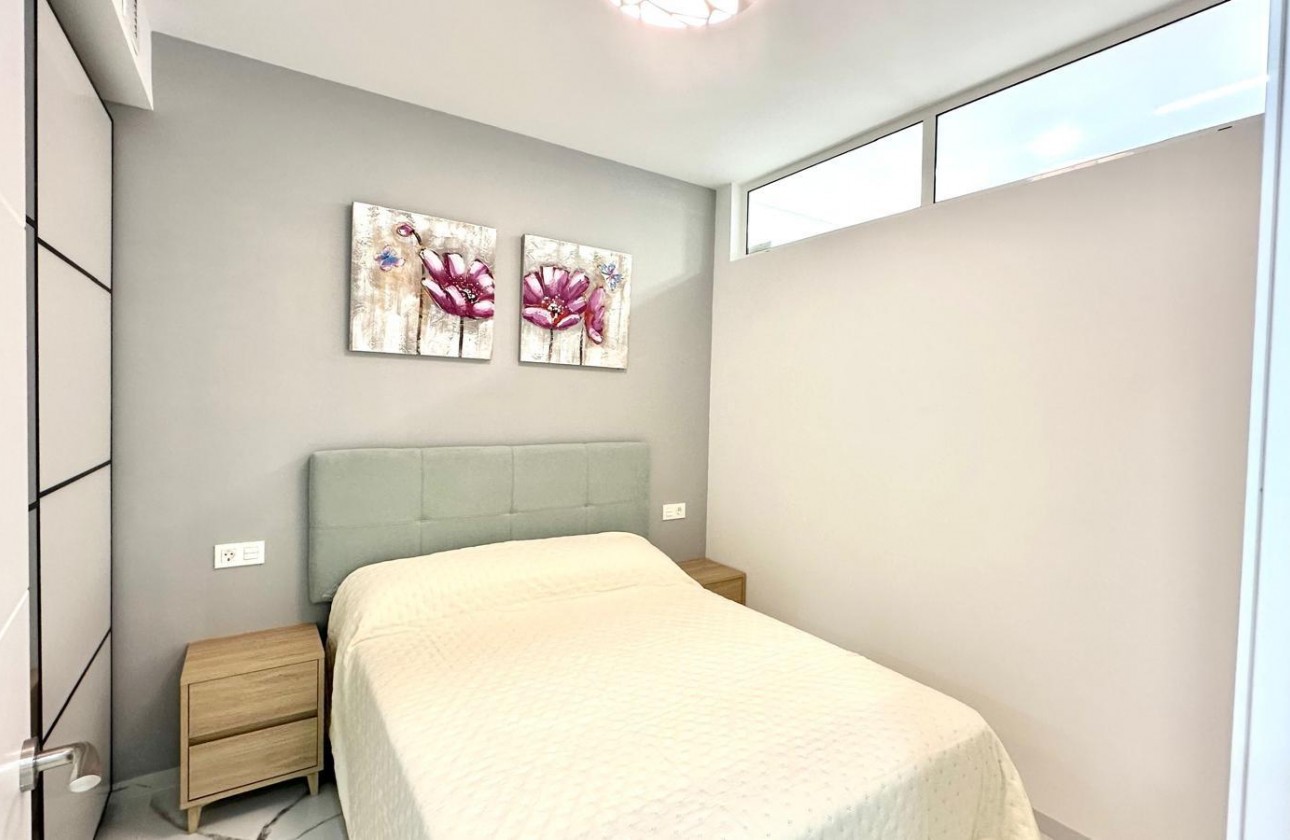 Reventa - Apartamento / piso - Torrevieja - Playa del Cura