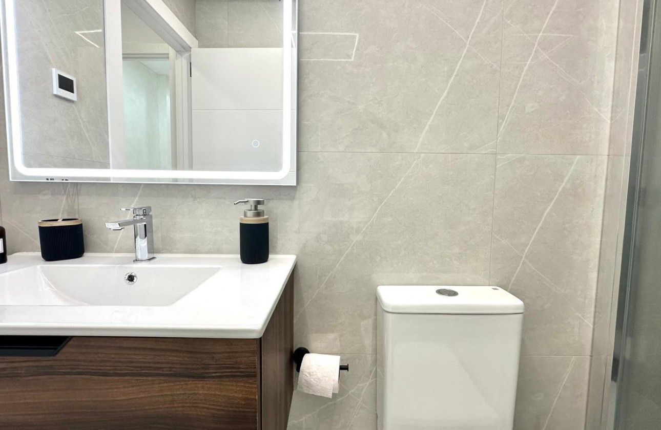 Reventa - Apartamento / piso - Torrevieja - Playa del Cura