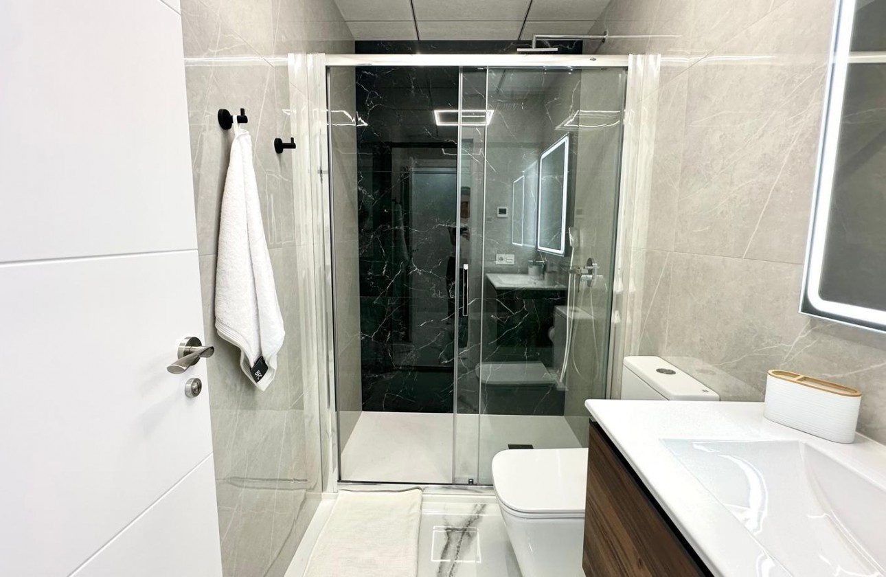 Reventa - Apartamento / piso - Torrevieja - Playa del Cura