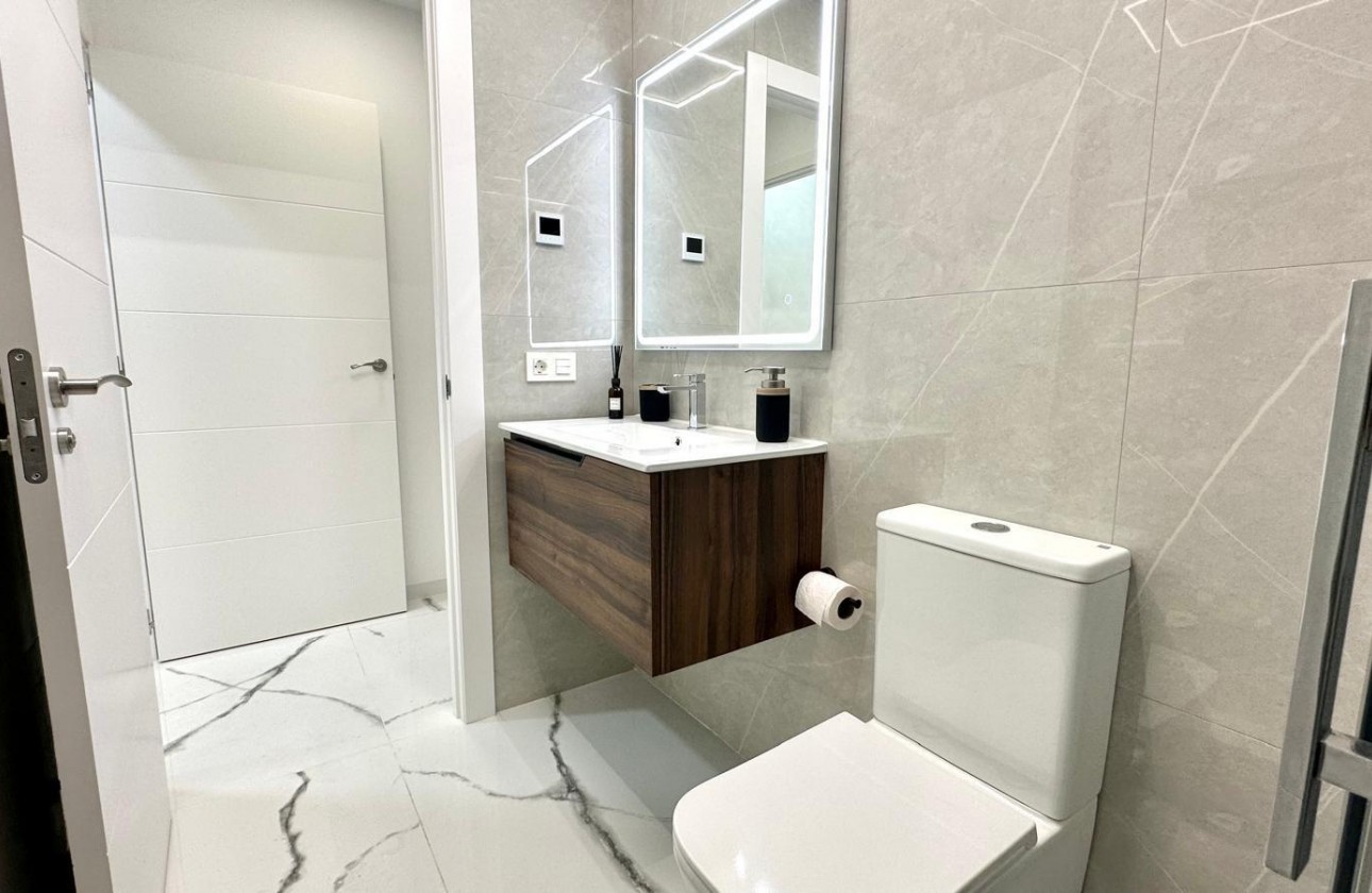 Reventa - Apartamento / piso - Torrevieja - Playa del Cura