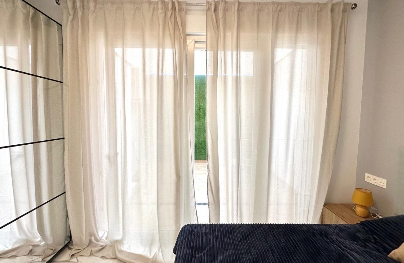 Reventa - Apartamento / piso - Torrevieja - Playa del Cura