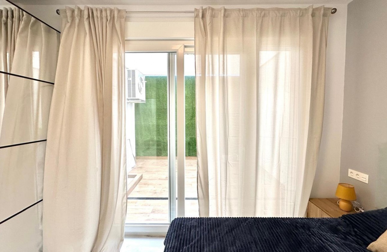 Reventa - Apartamento / piso - Torrevieja - Playa del Cura