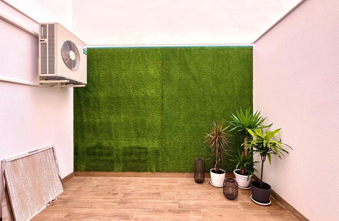 Reventa - Apartamento / piso - Torrevieja - Playa del Cura