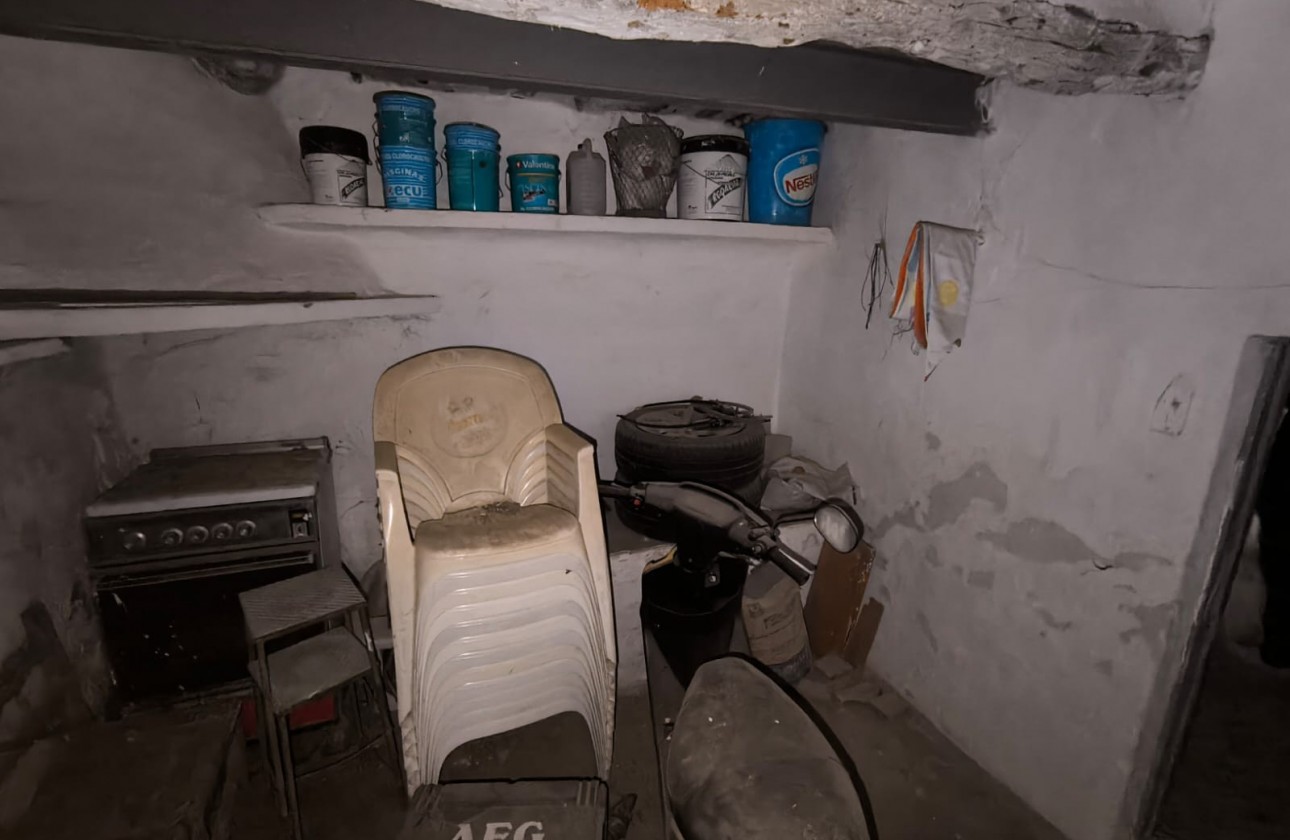 Reventa - Property - Villena - Inland