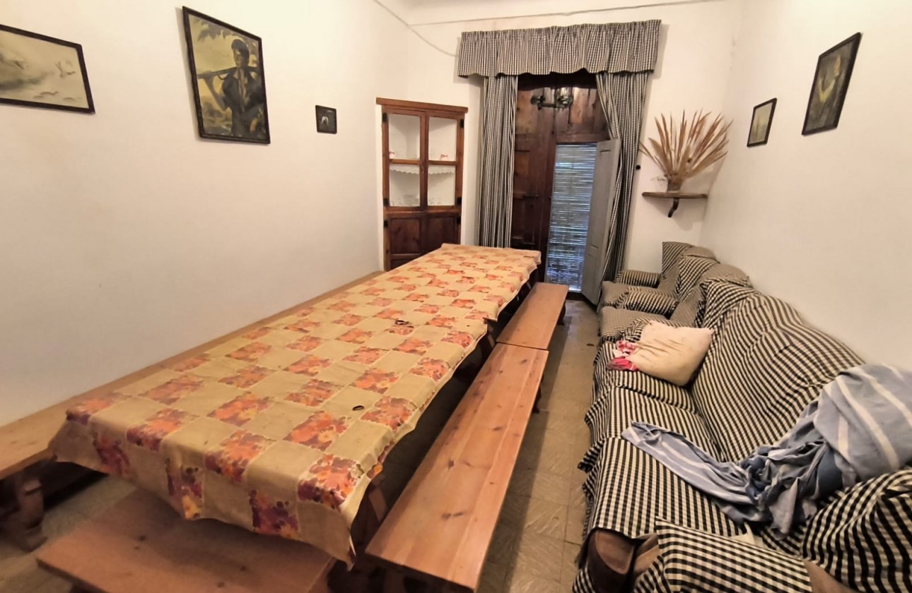 Reventa - Property - Villena - Inland