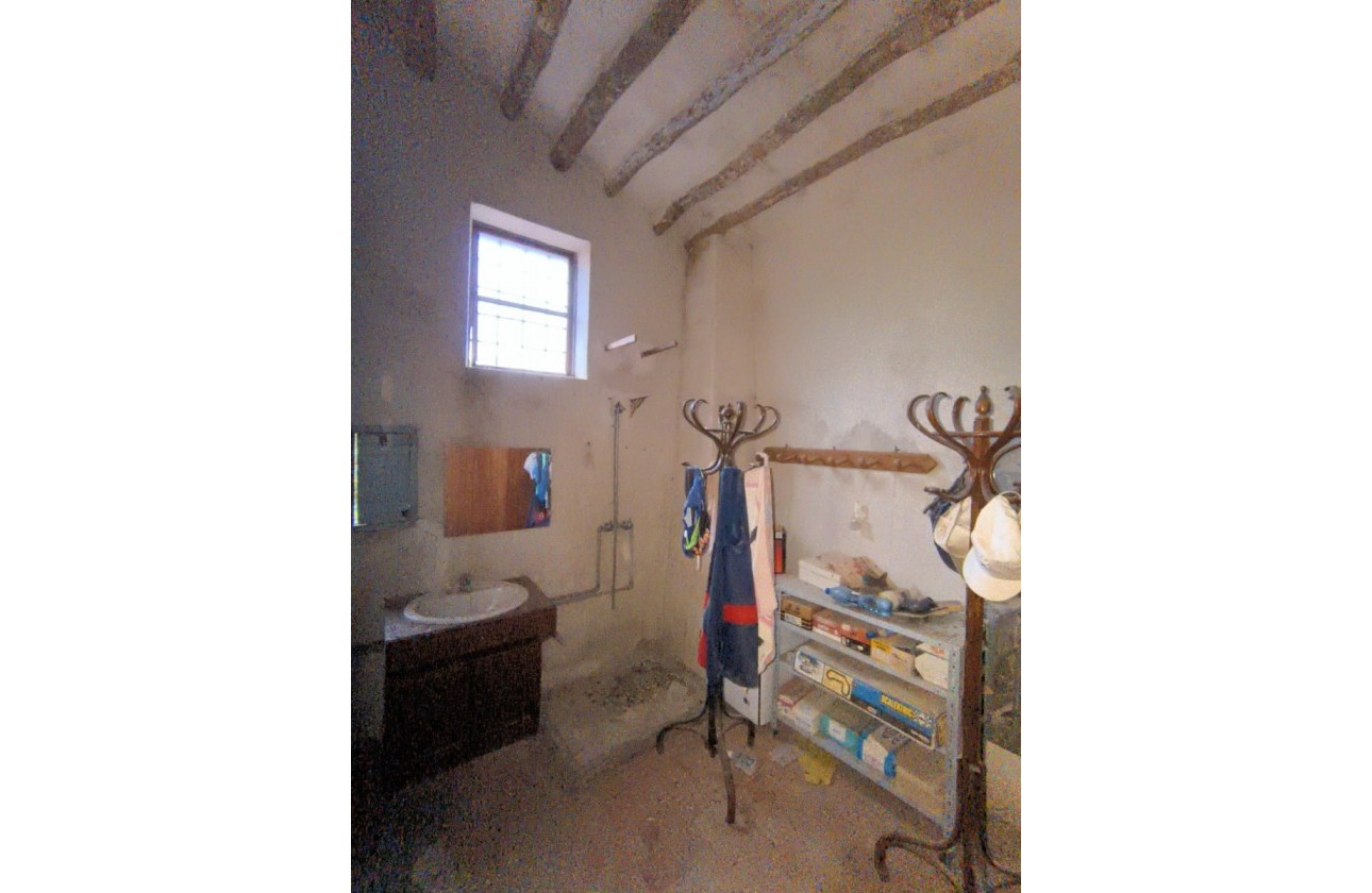 Reventa - Property - Villena - Inland