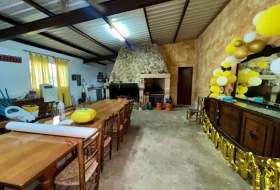 Revente - Property - Yecla - Inland