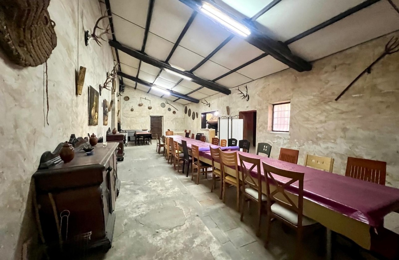 Revente - Property - Yecla - Inland