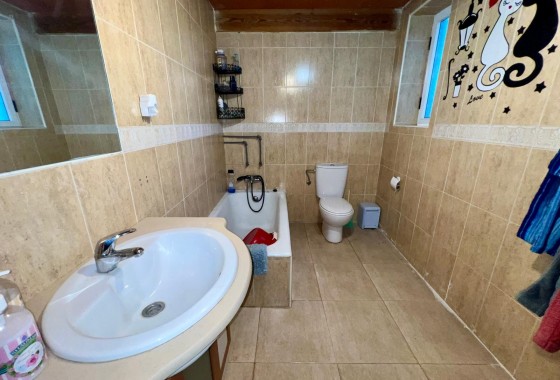 Revente - Property - Yecla - Inland