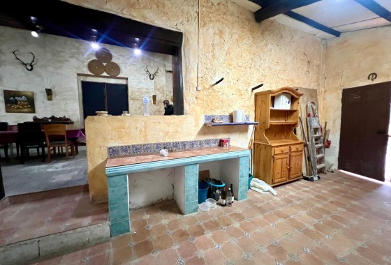 Revente - Property - Yecla - Inland