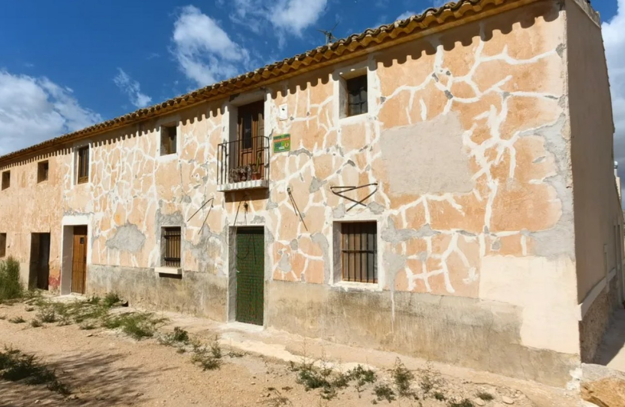 Reventa - Property - Yecla - Inland