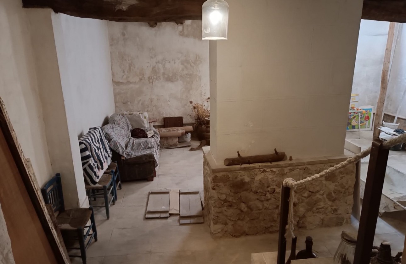 Revente - Property - Yecla - Inland