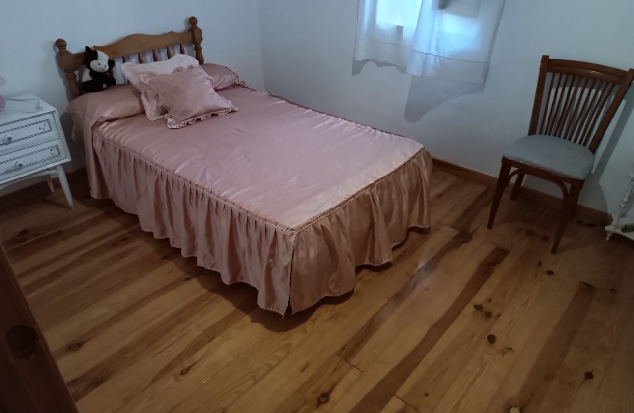 Revente - Property - Yecla - Inland