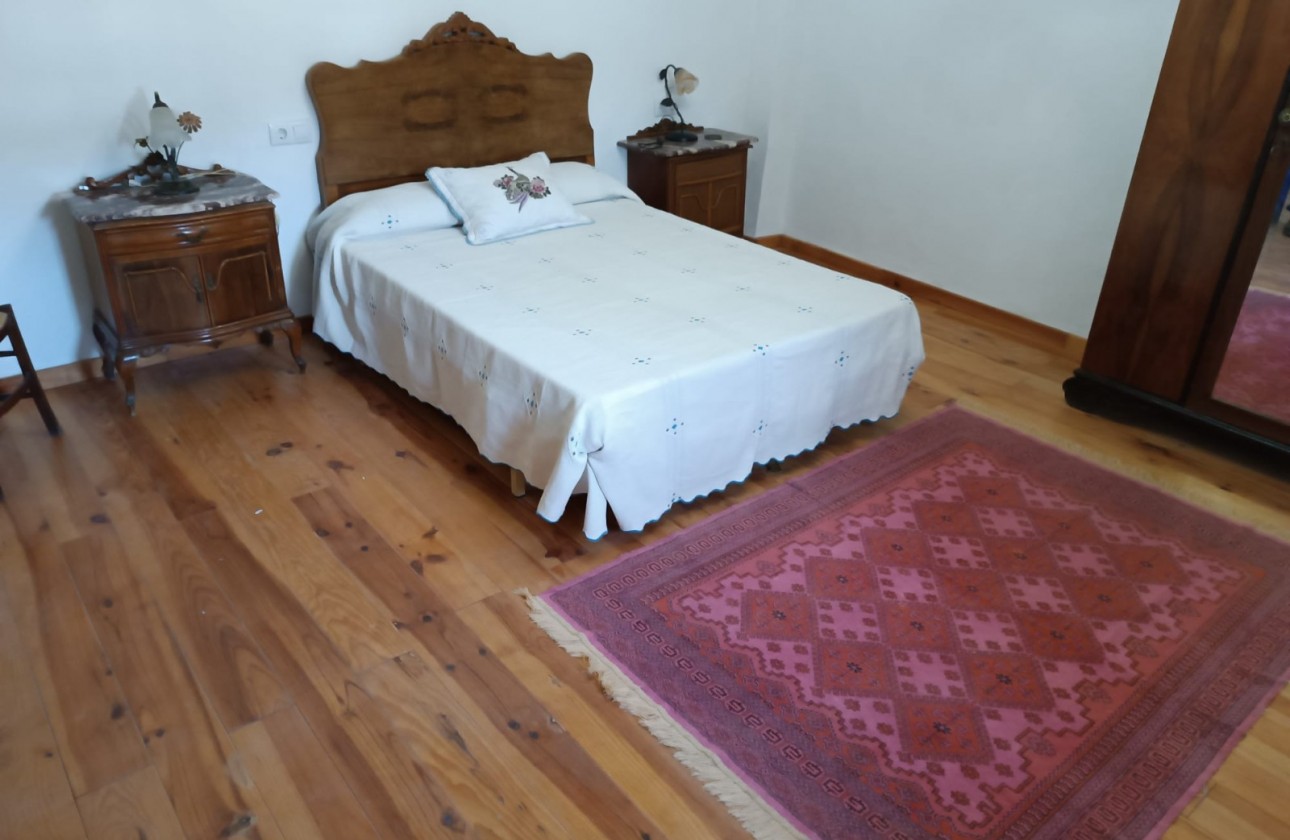 Revente - Property - Yecla - Inland