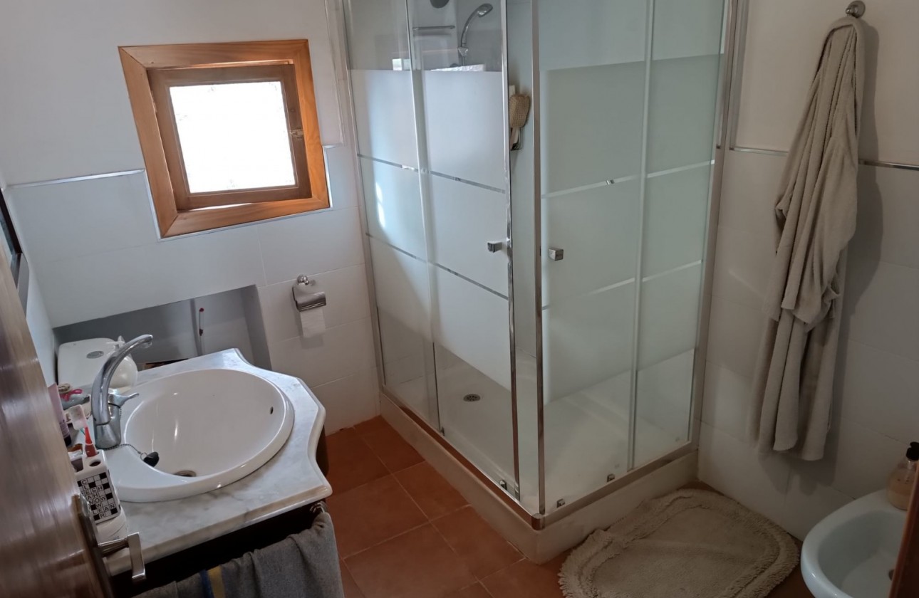 Revente - Property - Yecla - Inland